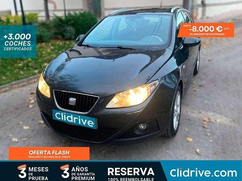 Usado Seat Ibiza Style 86 CV (63 kW) 2010 Gris Utilitario
