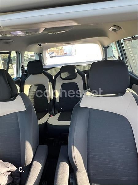 Usado Citroën C4 Picasso Attraction 92 CV (67 kW) 2013 Gris / plata Monovolumen