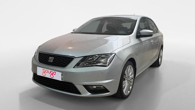 Gris / plata Usado 2015 Seat Toledo Reference Berlina | 10.500 € (Buen precio) - Imagen 1/4
