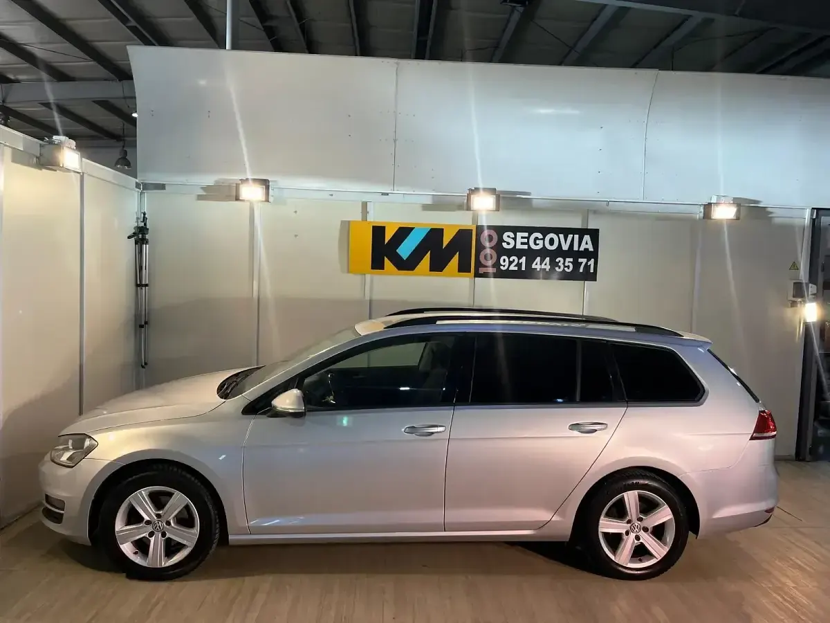 Usado VW Golf VII Advance 105 CV (77 kW) 2013 Gris Familiar