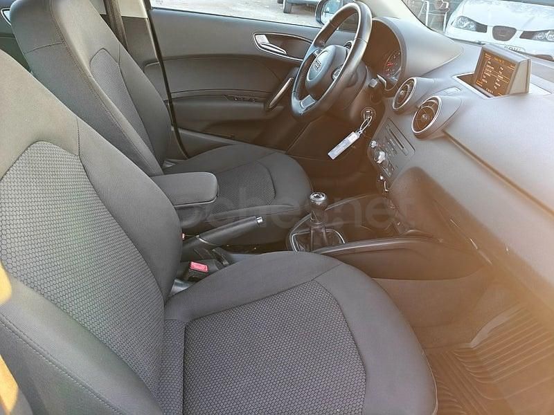 Usado Audi A1 Sportback 86 CV (63 kW) 2015 Negro Utilitario