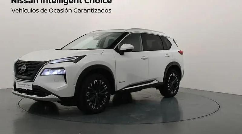 Lunar white Usado 2025 Nissan X-Trail Tekna SUV | 35.900 € (Un poco caro) - Imagen 1/4