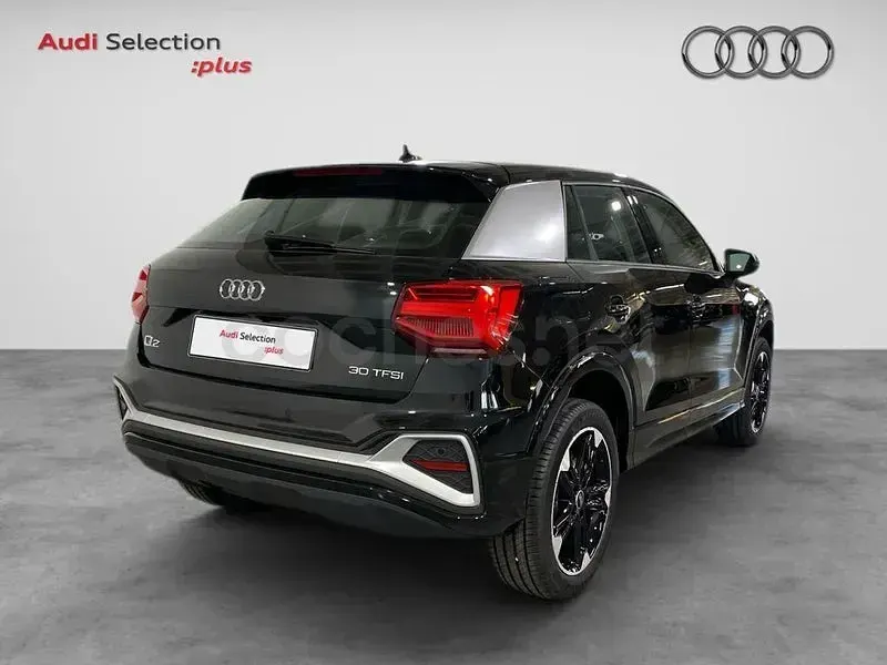 Usado Audi Q2 S-Line 110 CV (80 kW) 2024 Negro SUV