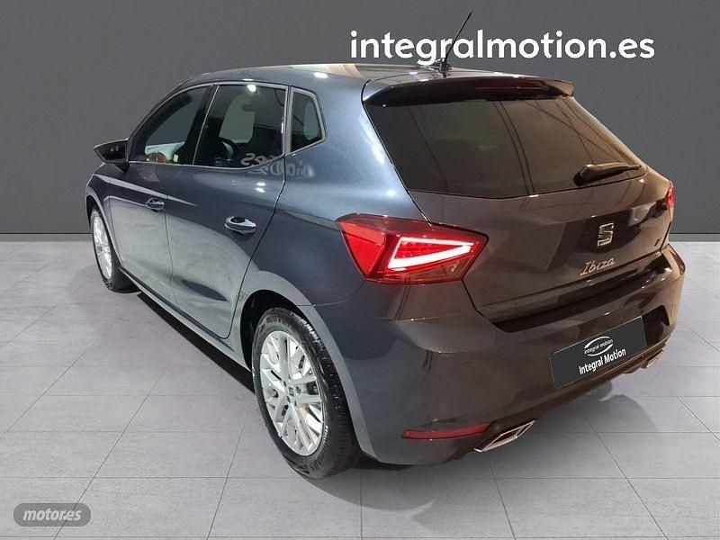 Usado Seat Ibiza FR 115 CV (84 kW) 2025 Varios colores Berlina