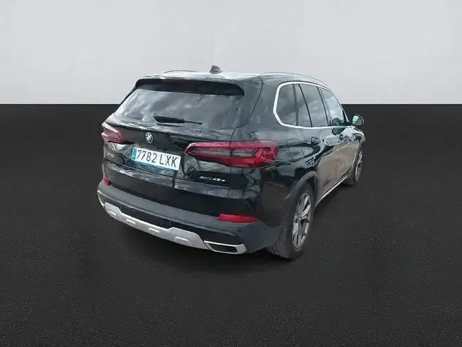 Używany BMW X5 398 KM (292 kW) 2022 Czarny SUV