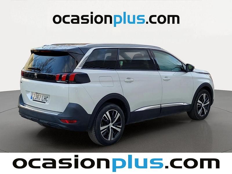 Usado Peugeot 5008 Allure 131 CV (96 kW) 2020 Blanco SUV