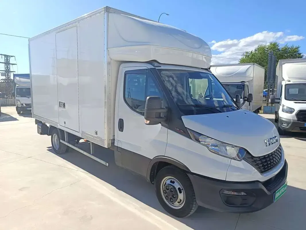 Usado Iveco Daily 158 CV (116 kW) 2021 Blanco Van