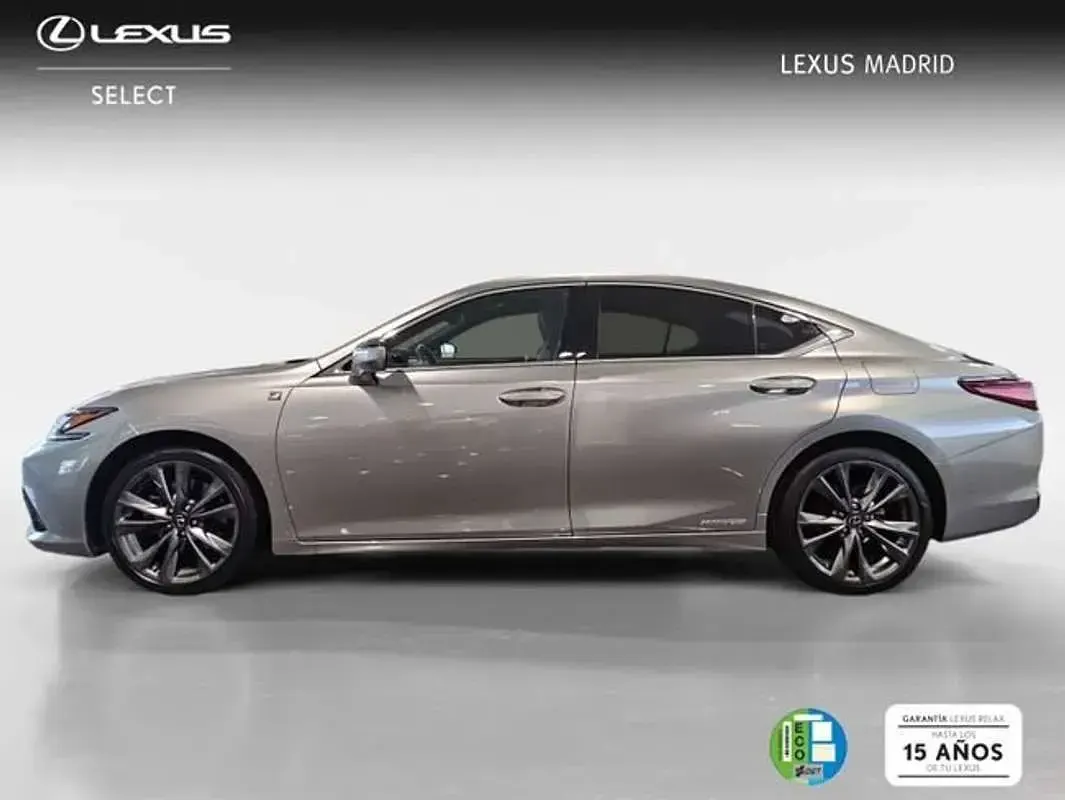Usado Lexus ES300 Sport Line 218 CV (160 kW) 2020 Plateado Berlina