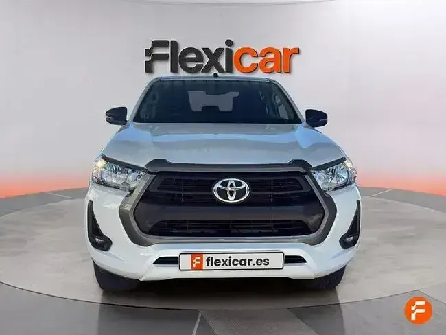 Usado Toyota HiLux 150 CV (110 kW) 2021 Blanco Pickup/Camioneta