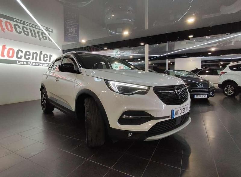 Usado Opel Grandland X Ultimate 130 CV (95 kW) 2019 Blanco SUV