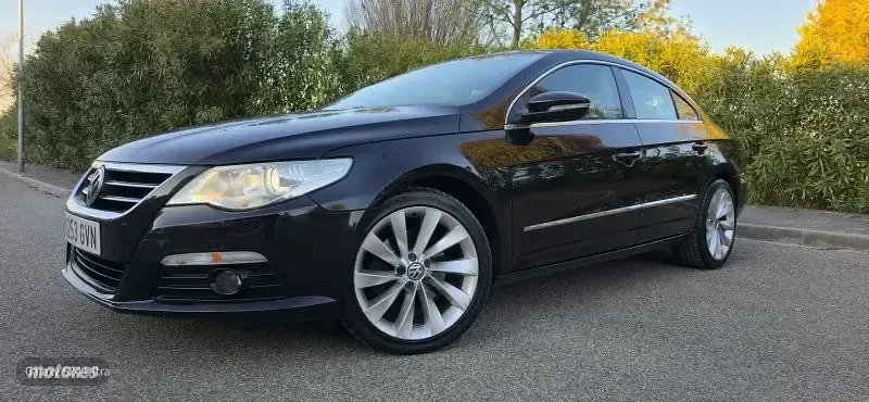 Usado VW Passat 140 CV (102 kW) 2010 Negro Berlina