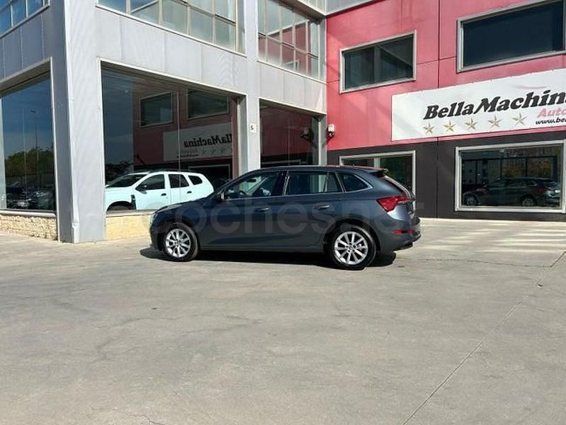 Usado Skoda 110 R Ambition 110 CV (80 kW) 2021 Gris / plata Berlina