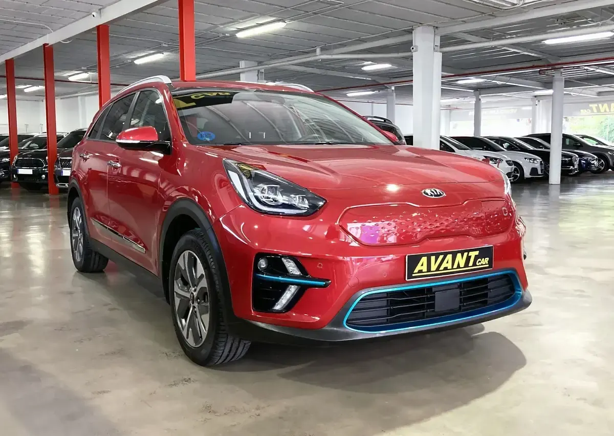 Usado Kia e-Niro 150 kW (204 CV) 2019 Rojo SUV