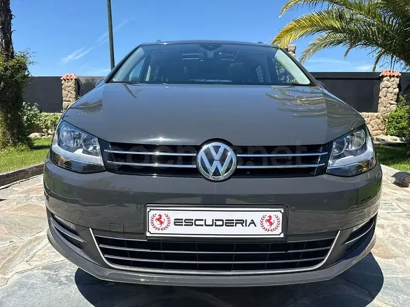 Usado VW Sharan Advance 177 CV (130 kW) 2020 Gris / plata Monovolumen