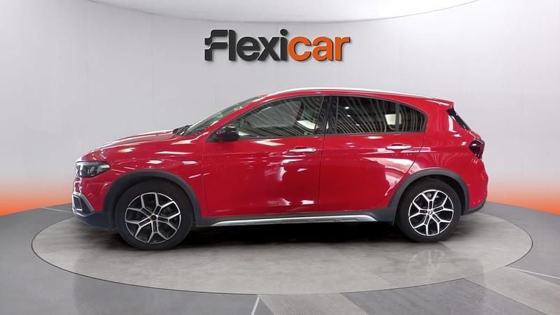 Usado Fiat Tipo 102 CV (75 kW) 2021 Rojo Berlina
