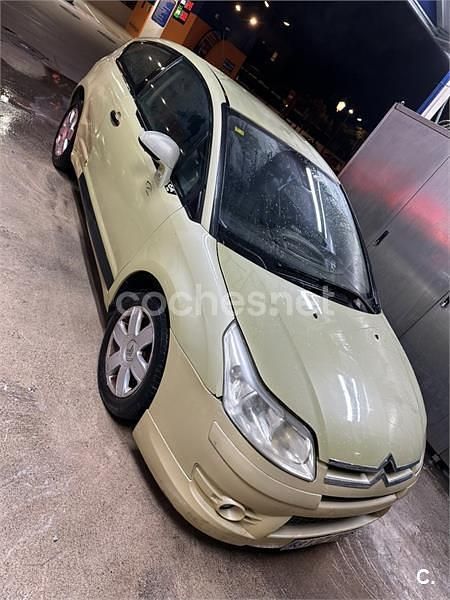 Usado Citroën C4 VTR Sport 110 CV (80 kW) 2005 Verde Berlina