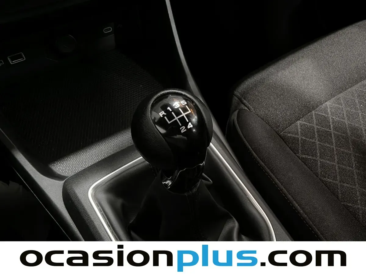 Usado MG MG3 Comfort 116 CV (85 kW) 2025 Negro Utilitario