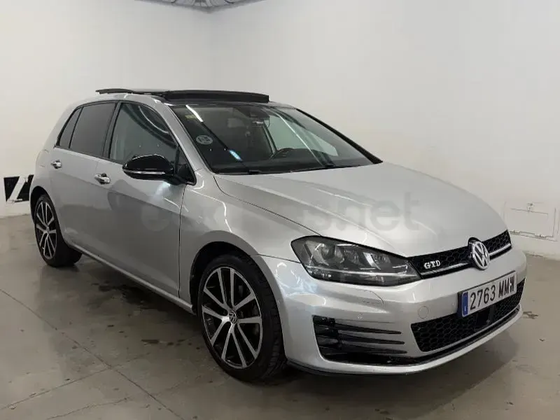 Usado VW Golf VII Advance 150 CV (110 kW) 2014 Gris / plata Berlina