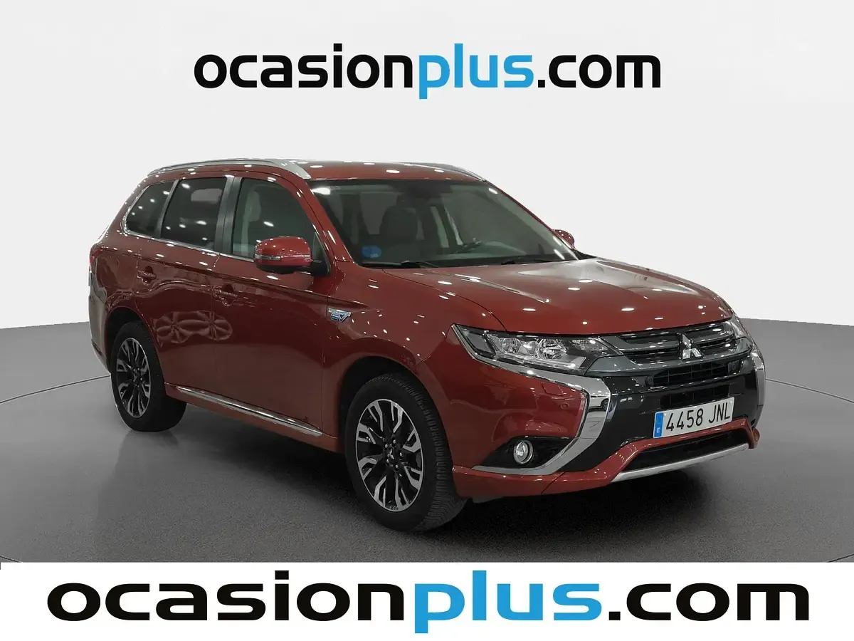 Usado Mitsubishi Outlander P-HEV 203 CV (149 kW) 2016 SUV