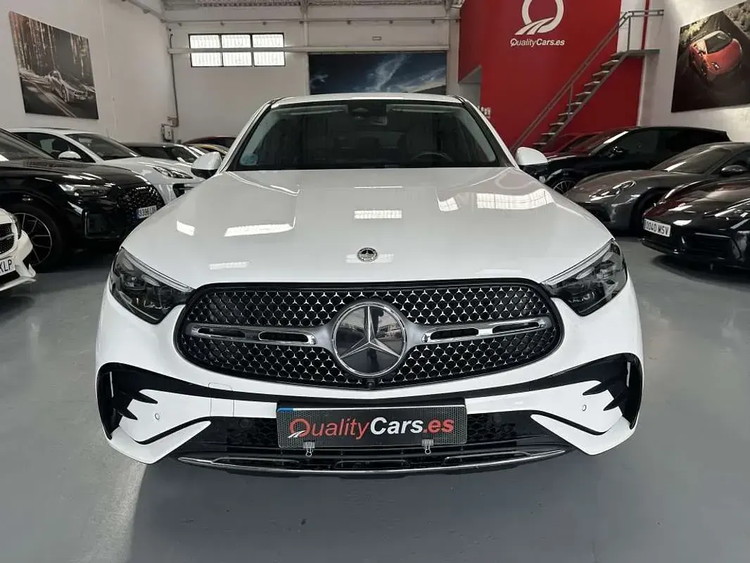 Usado Mercedes GLC220 197 CV (144 kW) 2025 Blanco SUV