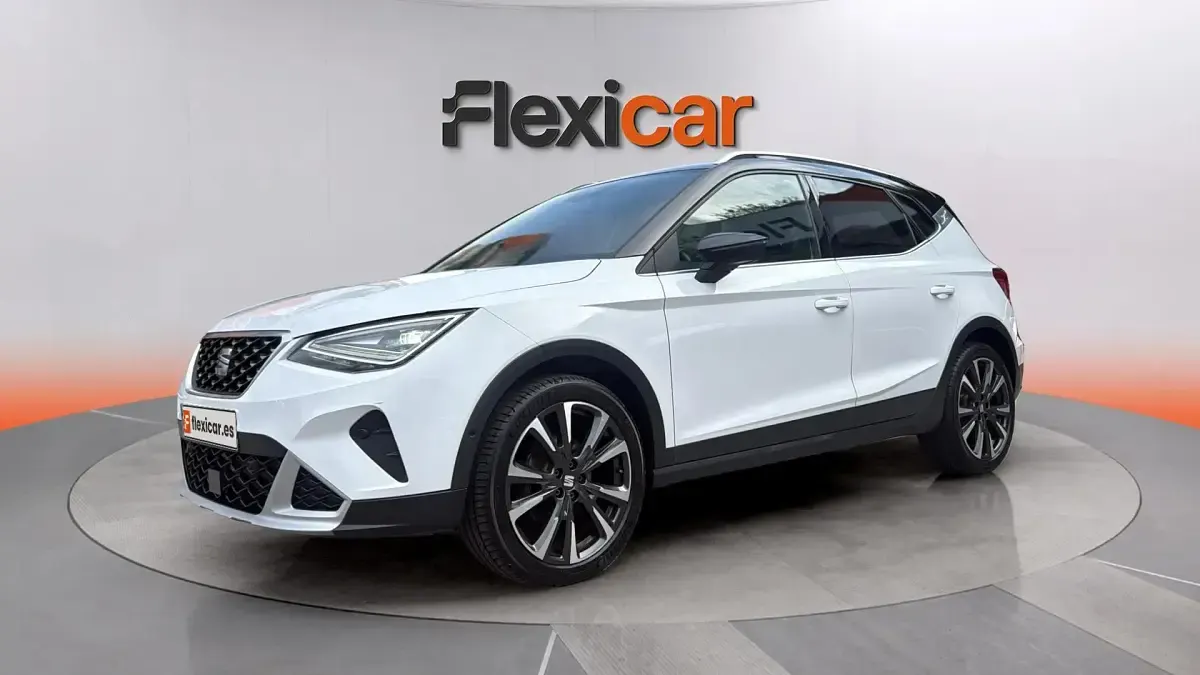 Usado Seat Arona 150 CV (110 kW) 2024 Blanco SUV