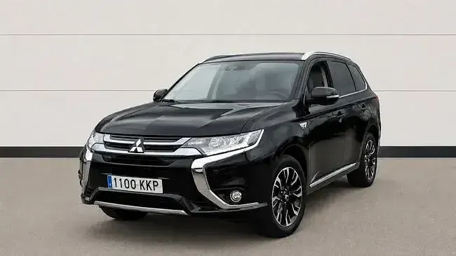 Usado Mitsubishi Outlander 205 CV (150 kW) 2018 Negro SUV