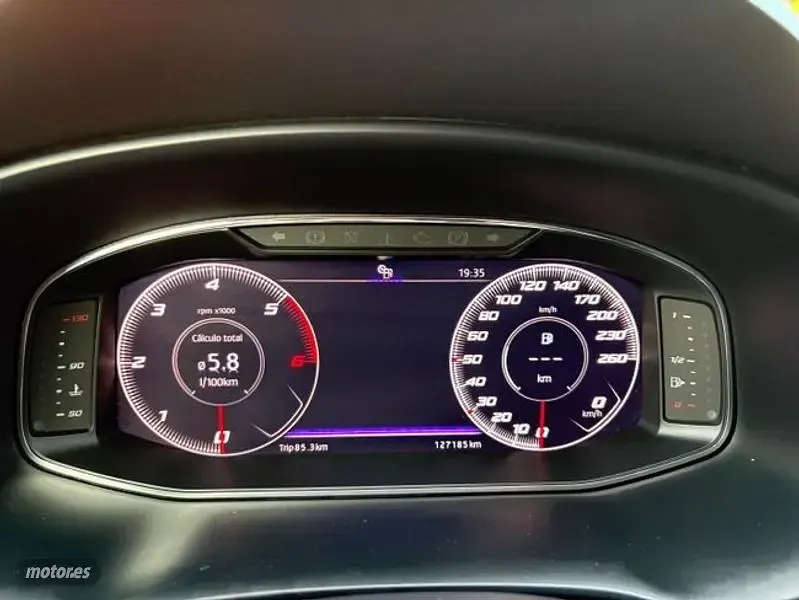 Usado Seat Leon FR 149 CV (109 kW) 2020 Varios colores Berlina