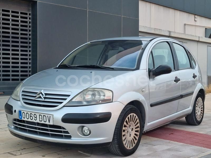 Gris / plata Usado 2005 Citroën C3 Exclusive Utilitario | 2199 € (Buen precio) - Imagen 1/4