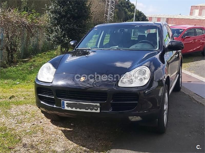 Negro Usado 2004 Porsche Cayenne SUV | 12.999 € (Caro) - Imagen 1/4