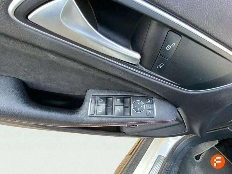 Blanco Usado 2019 Mercedes GLA200 SUV | 21.190 € (Precio justo) - Imagen 1/3