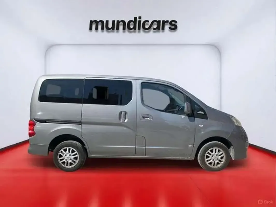 Usado Nissan NV200 Comfort 90 CV (66 kW) 2015 Gris Monovolumen