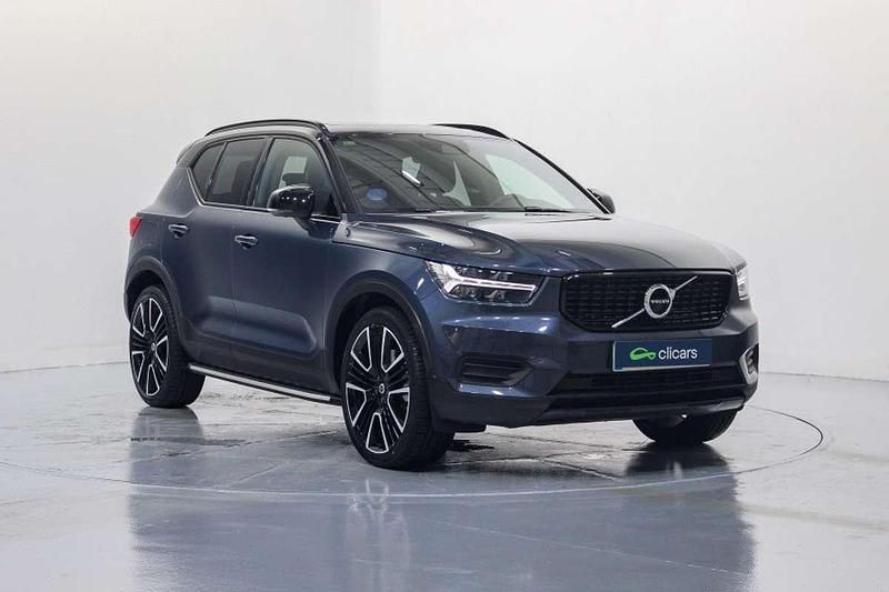 Usado Volvo XC40 Plus 179 CV (131 kW) 2022 Negro SUV