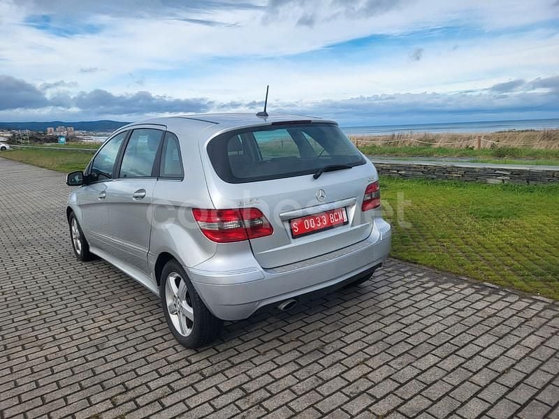 Gris / plata Usado 2009 Mercedes B180 Edition Monovolumen | 5995 € (Precio justo) - Imagen 1/4