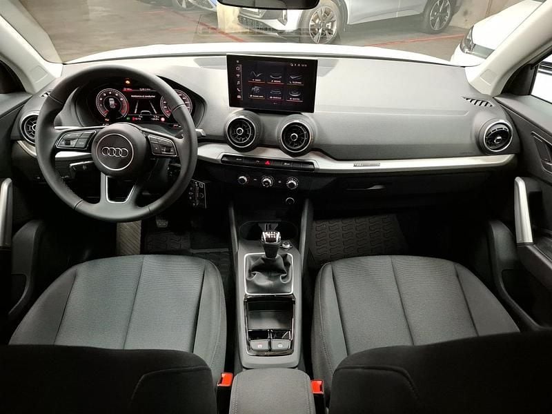 Usado Audi Q2 116 CV (85 kW) 2025 Blanco glaciar metalizado SUV