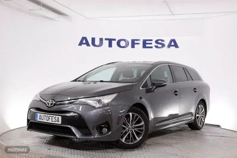 Gris Usado 2017 Toyota Avensis Advance Familiar | 8650 € - Imagen 1/4