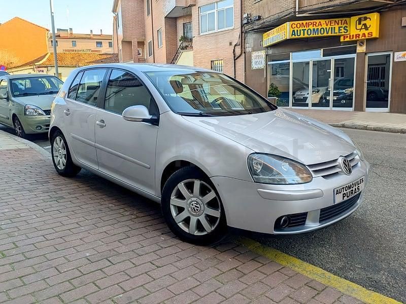 Usado VW Golf IV Sportline 105 CV (77 kW) 2004 Gris / plata Berlina