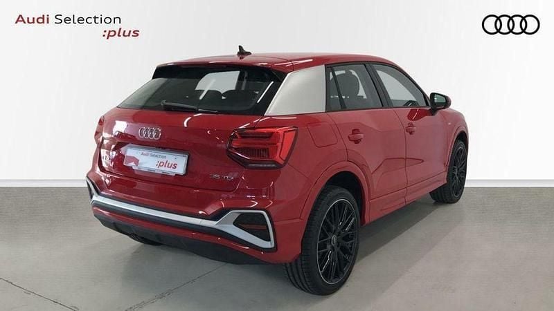 Usado Audi Q2 S-Line 150 CV (110 kW) 2022 Rojo SUV