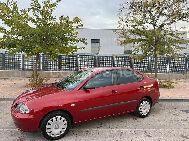 Granate Usado 2007 Seat Cordoba Reference Berlina | 2950 € (Precio justo) - Imagen 1/4