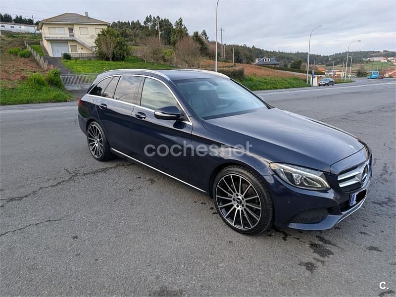 Usado Mercedes C200 Avantgarde 136 CV (100 kW) 2015 Azul Familiar