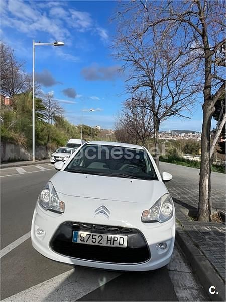 Usado Citroën C3 Attraction 68 HP (50 kW) 2013 Branco Sedan