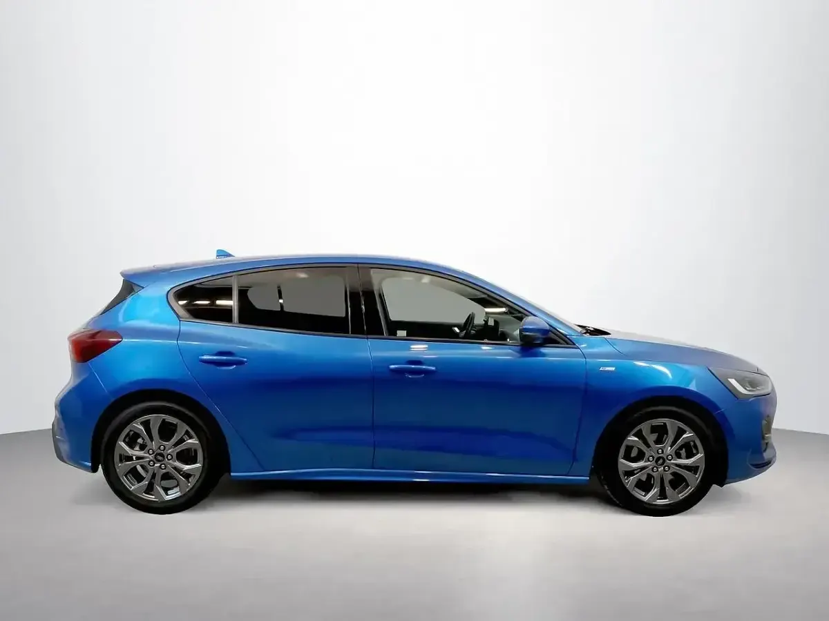 Usado Ford Focus ST-Line 155 CV (114 kW) 2024 Azul Berlina