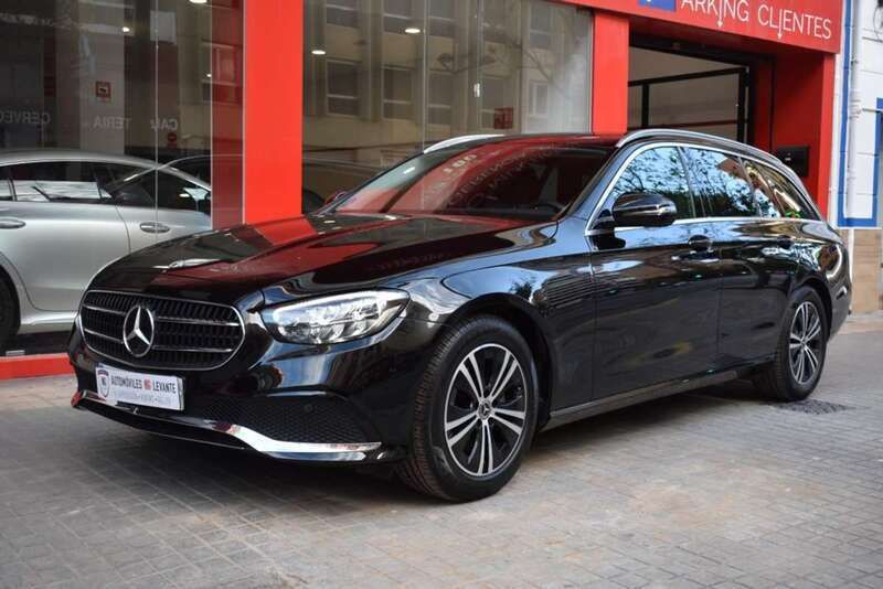 Negro Usado 2023 Mercedes E200 Familiar | 39.990 € (Precio justo) - Imagen 1/4