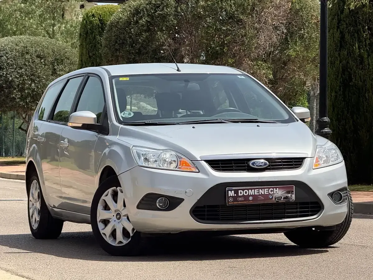 Usado Ford Focus Trend 90 CV (66 kW) 2010