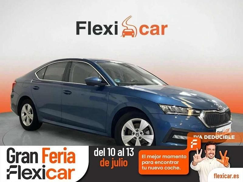 Azul Usado 2021 Skoda Octavia Ambition Berlina | 14.990 € (Super precio) - Imagen 1/4