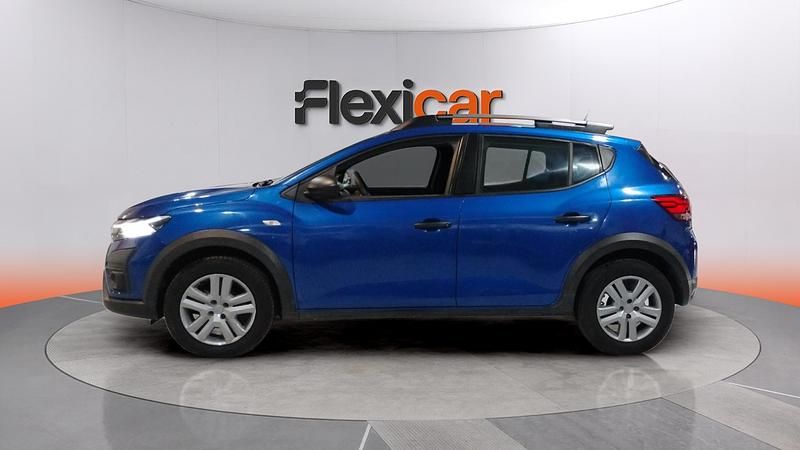 Używany Dacia Sandero Essentiel 101 KM (74 kW) 2023 Niebieski Hatchback