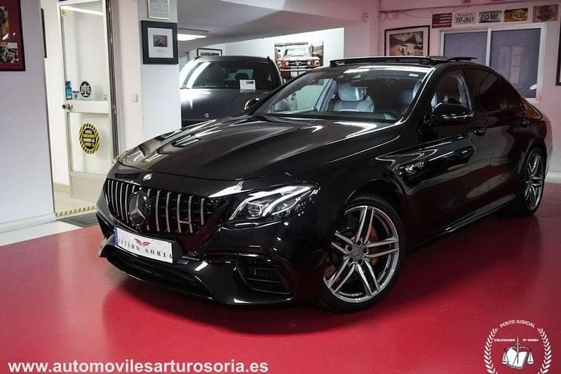 Negro Usado 2020 Mercedes E63 AMG AMG Berlina | 80.000 € - Imagen 1/4