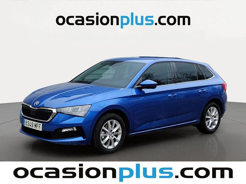 Usado Skoda Scala Ambition 110 CV (80 kW) 2023 Azul Utilitario