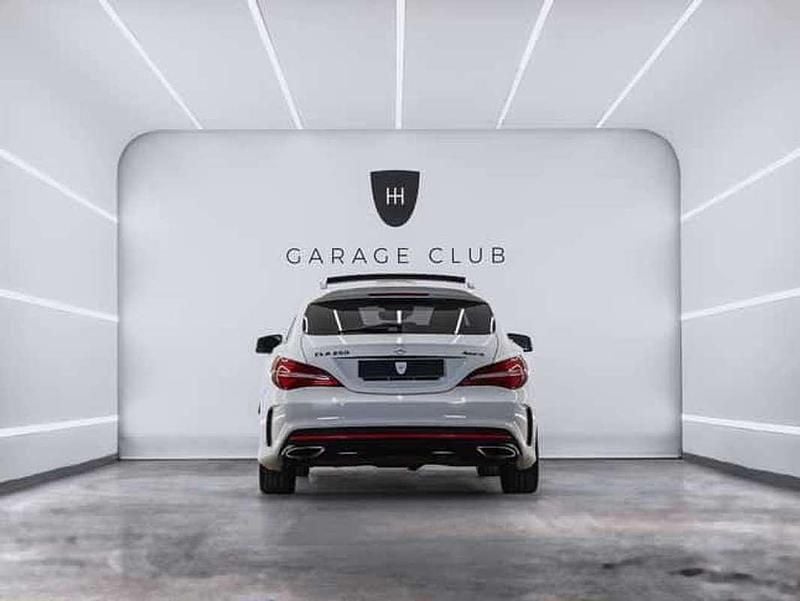 Usado Mercedes CLA250 Shooting Brake 218 CV (160 kW) 2016 Blanco Familiar