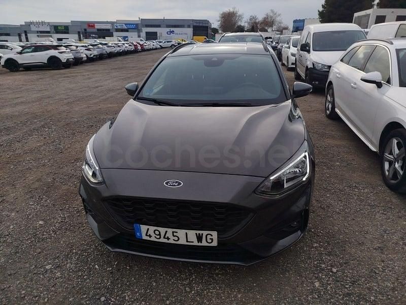 Usado Ford Focus ST-Line X 155 CV (114 kW) 2022 Gris / plata Familiar