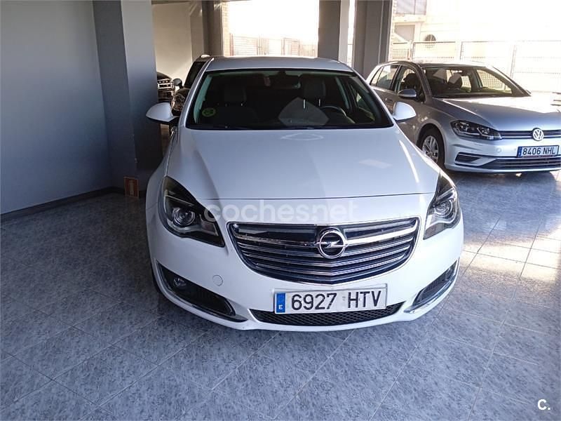 Blanco Usado 2013 Opel Insignia Excellence Berlina | 7500 € (Precio justo) - Imagen 1/4